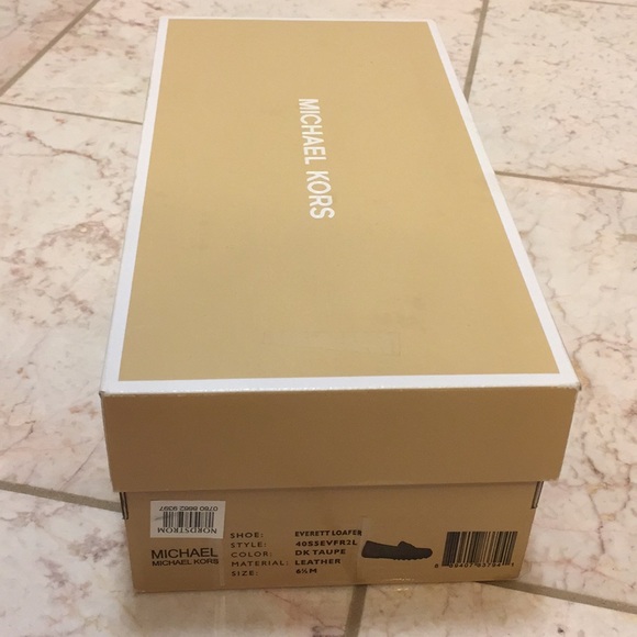 Michael Kors Loafers - Picture 6 of 8